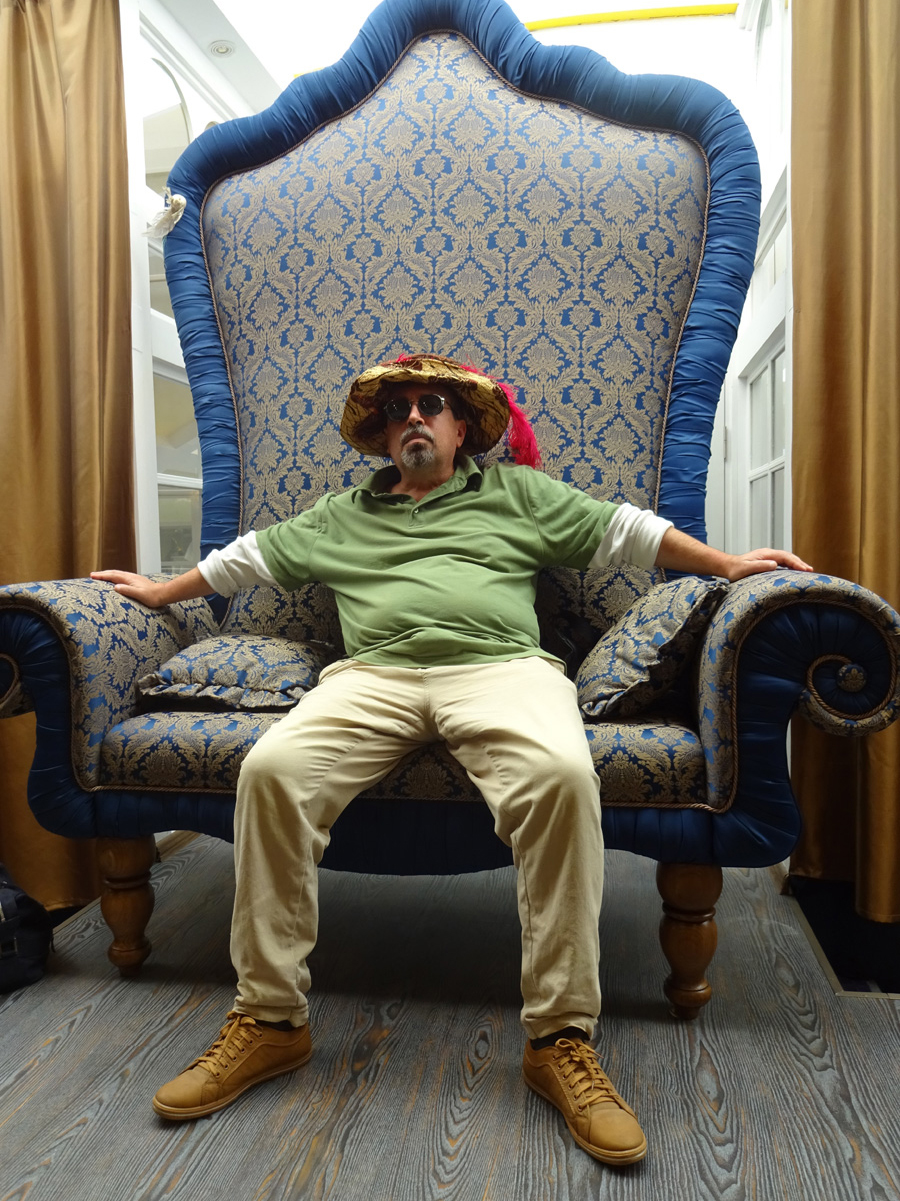 Супружеская пара из Азербайджана очаровала Латвию (ФОТО)