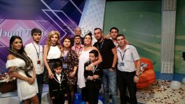 Ламие Алекпергызы преподнесли живого питона из Египта (ФОТО)