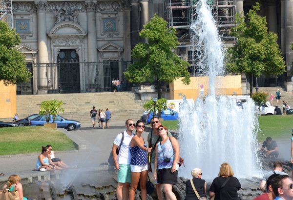 В Берлине на железнодорожной станции остановили поезда из-за задымления