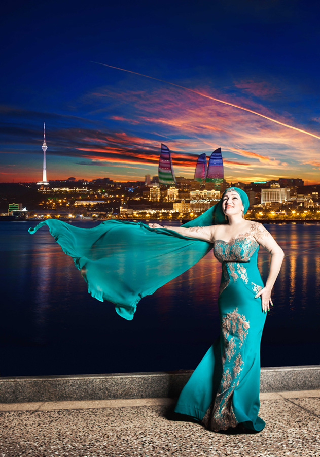 На американском телеканале представлен сюжет о выставке Нуриды Курбановой "Душа пламени" (ВИДЕО,ФОТО)