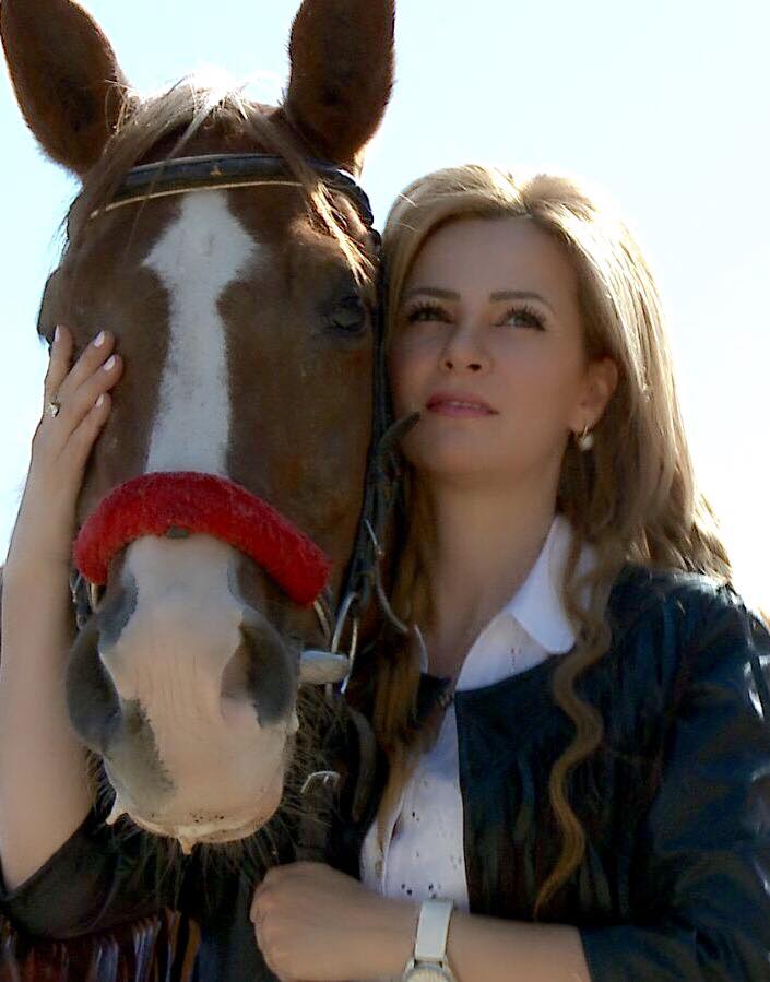 Азербайджанская актриса оказалась на крыльях мечты (ВИДЕО,ФОТО)