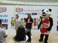 Азербайджанские звезды провели для детей сладкий вечер с сюрпризами (ФОТО)