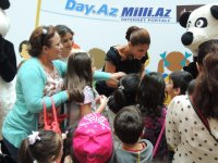 Азербайджанские звезды провели для детей сладкий вечер с сюрпризами (ФОТО)