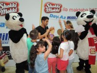 Азербайджанские звезды провели для детей сладкий вечер с сюрпризами (ФОТО)