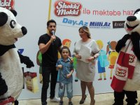 Азербайджанские звезды провели для детей сладкий вечер с сюрпризами (ФОТО)