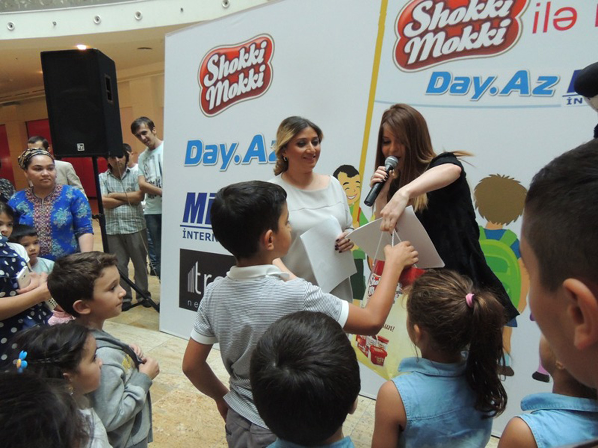 Азербайджанские звезды провели для детей сладкий вечер с сюрпризами (ФОТО)