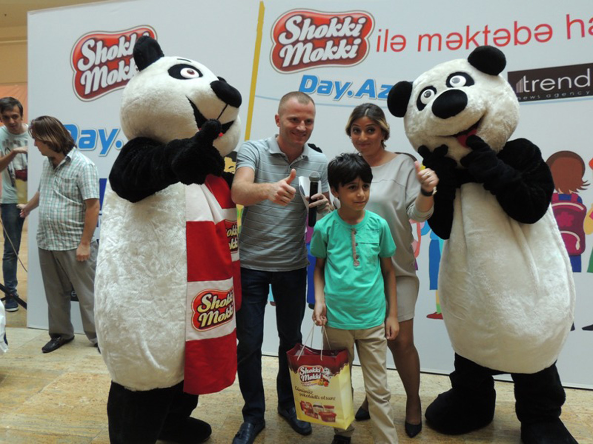 Азербайджанские звезды провели для детей сладкий вечер с сюрпризами (ФОТО)