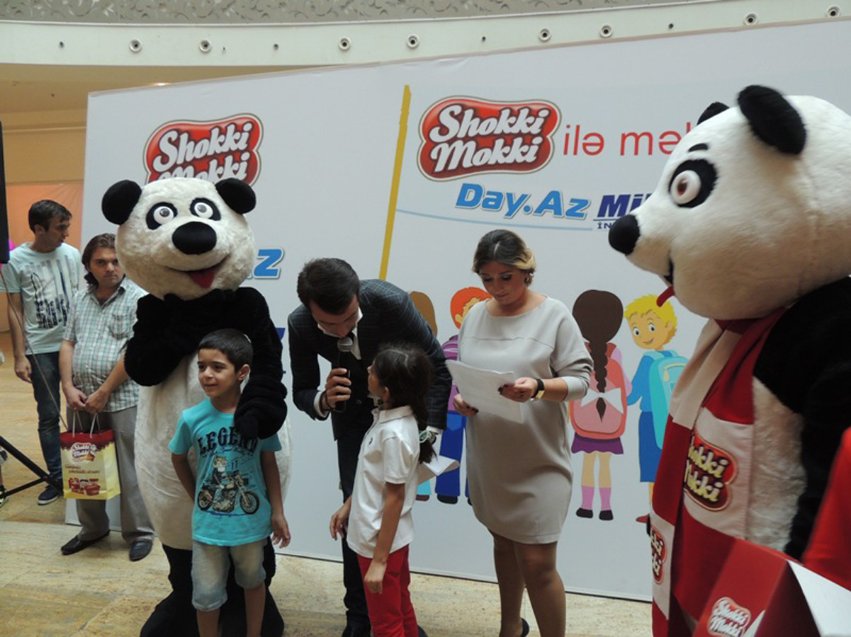 Азербайджанские звезды провели для детей сладкий вечер с сюрпризами (ФОТО)