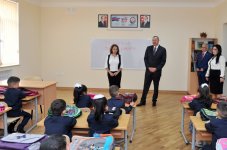 Президент Азербайджана ознакомился с условиями в бакинской средней школе после реконструкции (ФОТО)