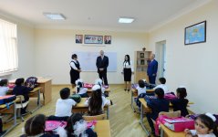 Президент Азербайджана ознакомился с условиями в бакинской средней школе после реконструкции (ФОТО)