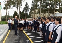 Президент Азербайджана ознакомился с условиями в бакинской средней школе после реконструкции (ФОТО)