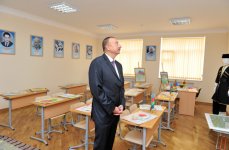 Президент Азербайджана ознакомился с условиями в бакинской средней школе после реконструкции (ФОТО)