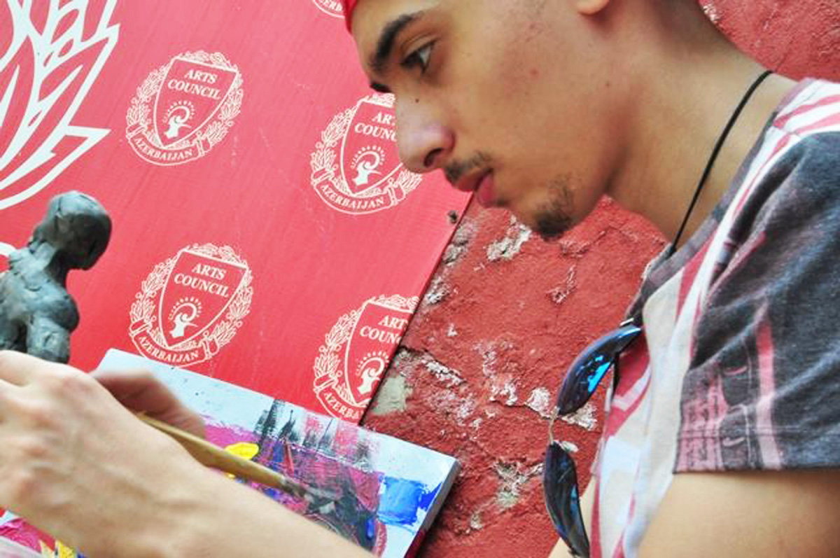 Шашлыки и ароматный чай – под открытым небом Баку (ФОТО)