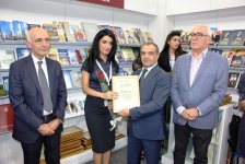Активные участники Бакинской книжной выставки-ярмарки отмечены дипломами (ФОТО)