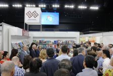 Активные участники Бакинской книжной выставки-ярмарки отмечены дипломами (ФОТО)