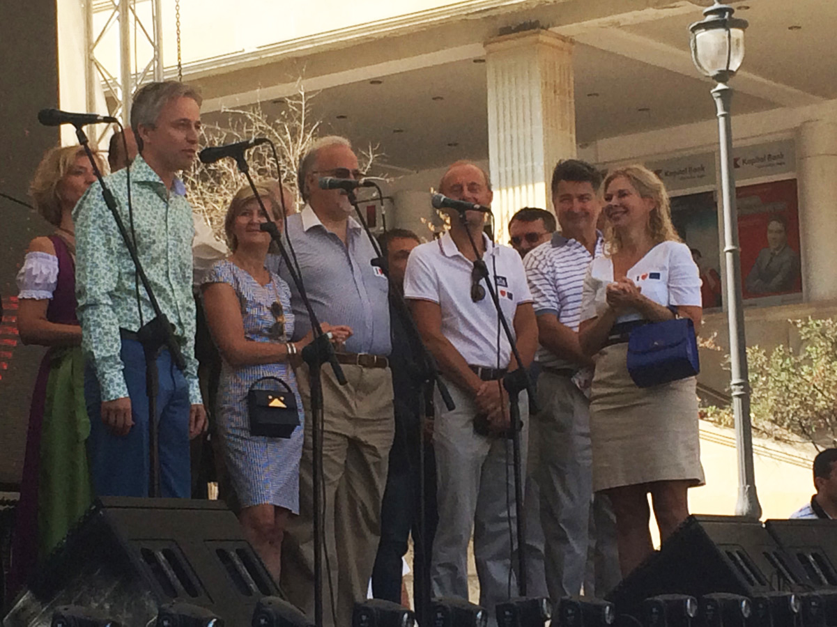 В Баку открылся "Европейский городок" (ФОТО)