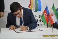 Ряд российских СМИ подписал соглашения о сотрудничестве с АМИ Trend (ФОТО)