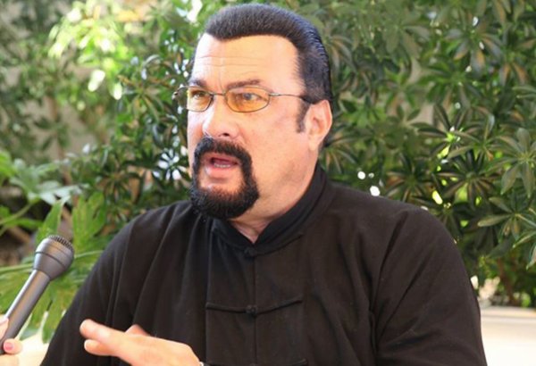 Стивен Сигал не планирует посещать Армению и Нагорный Карабах