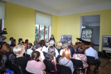 В Баку показали "Музыку в изобразительном искусстве" (ФОТО)