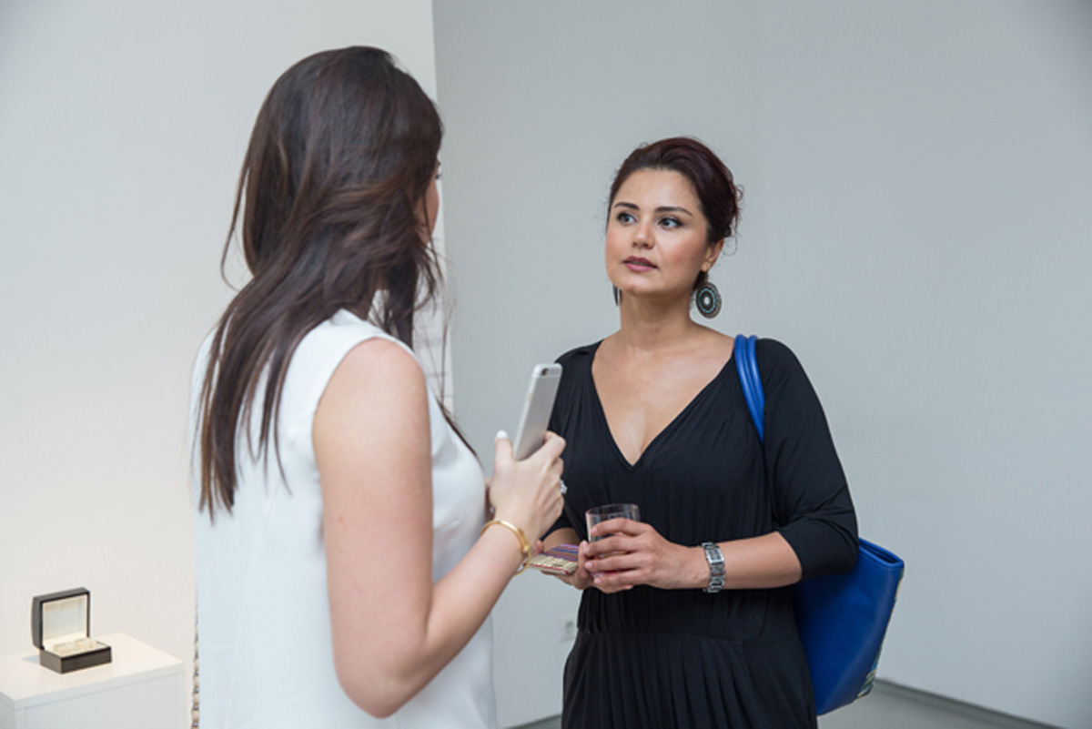 Ольга Киселева генерировала в Баку деньги (ФОТО)