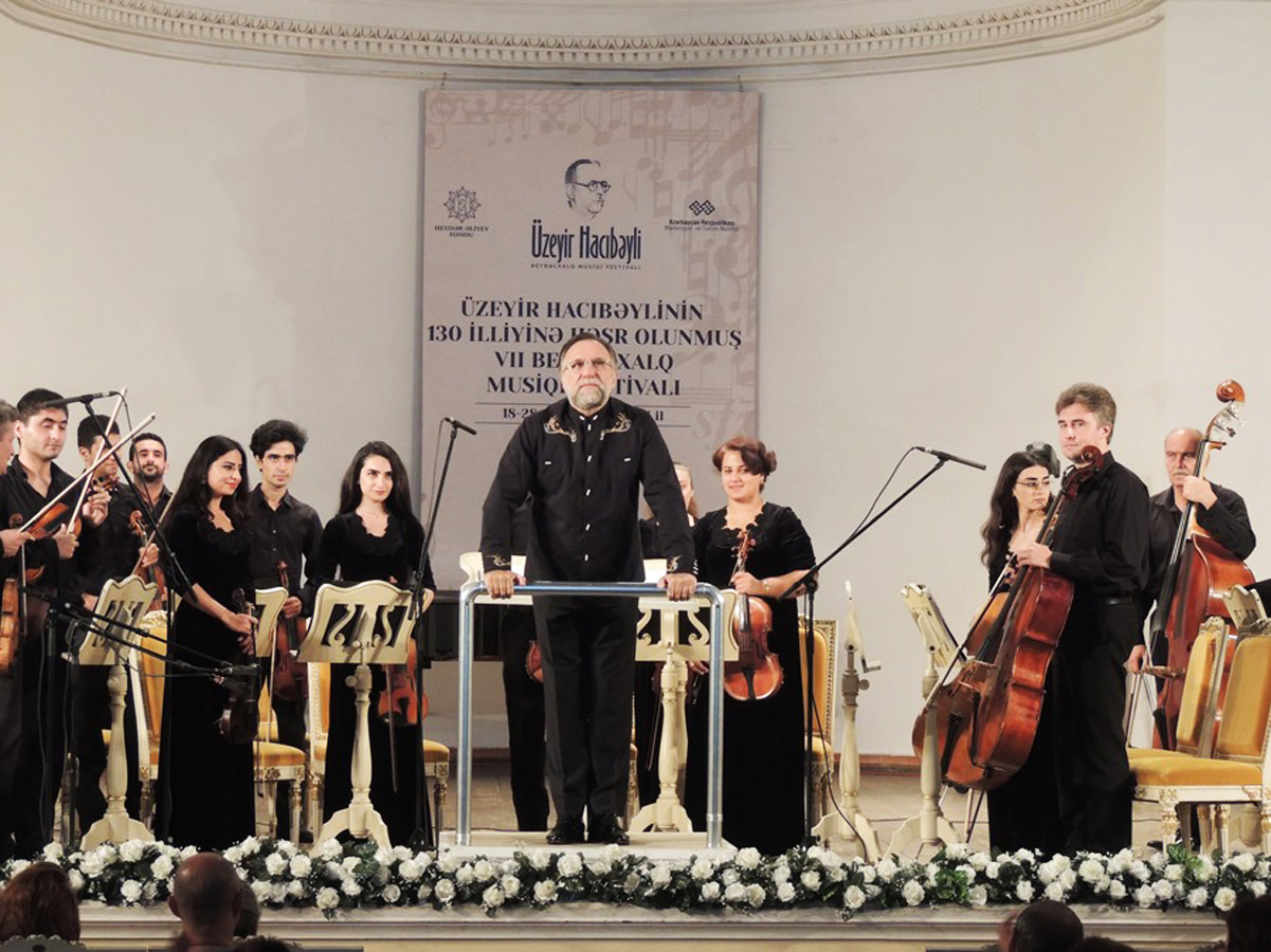 Турецкие музыканты вызвали шквал аплодисментов на бакинской сцене (ФОТО)