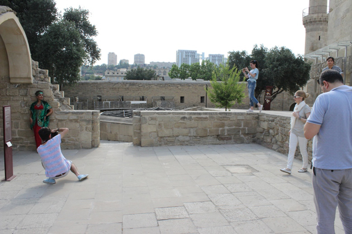 Тунзаля Агаева и Гюльнара Халилова в объективе норвежского фотографа (ФОТО)