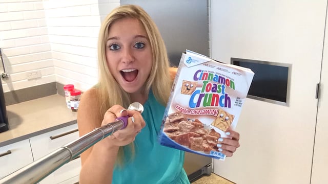 Как снимать селфи с ложкой (ФОТО)