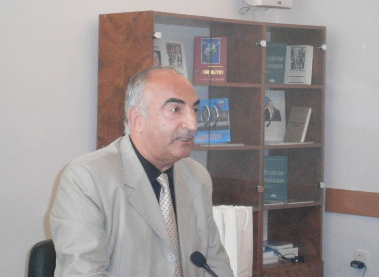 Жизнь без художественной литературы мне кажется однобокой - Натиг Расулзаде (ФОТО)