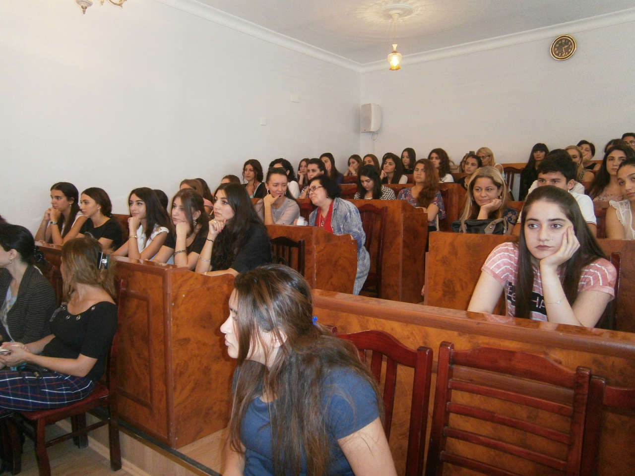 Жизнь без художественной литературы мне кажется однобокой - Натиг Расулзаде (ФОТО)