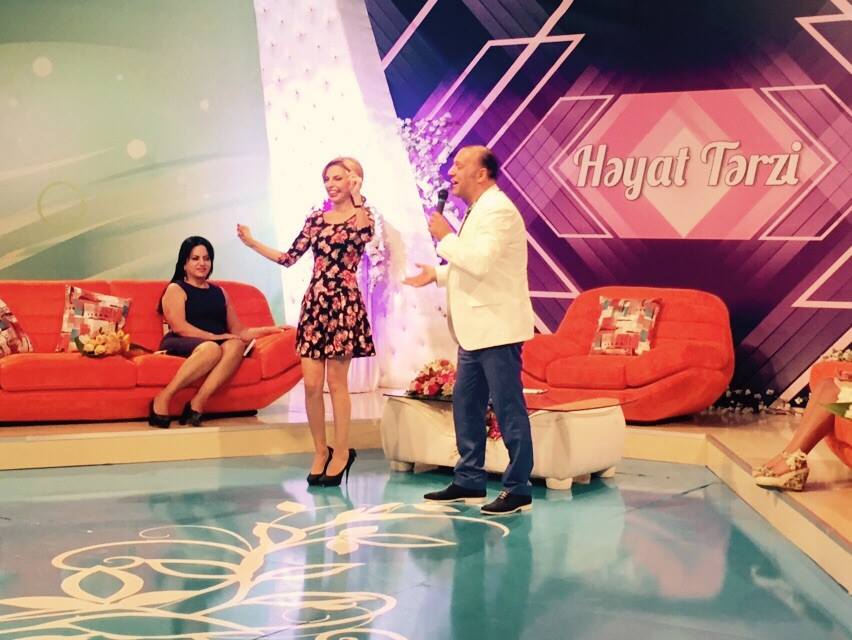 Современный имидж для азербайджанских телеведущих и певцов (ФОТО)