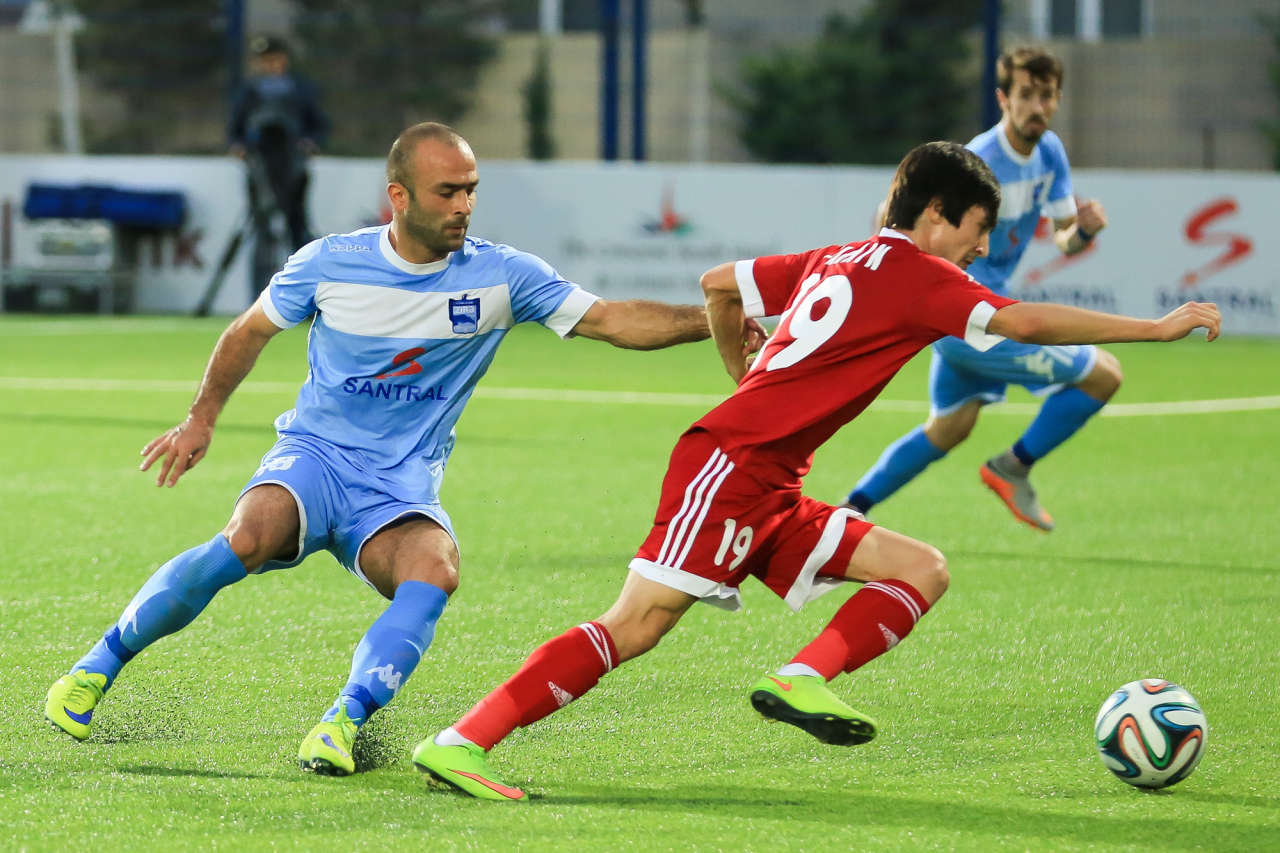 Роберт Просинечки отметил прекрасную игру ФК "Зиря" (ФОТО)