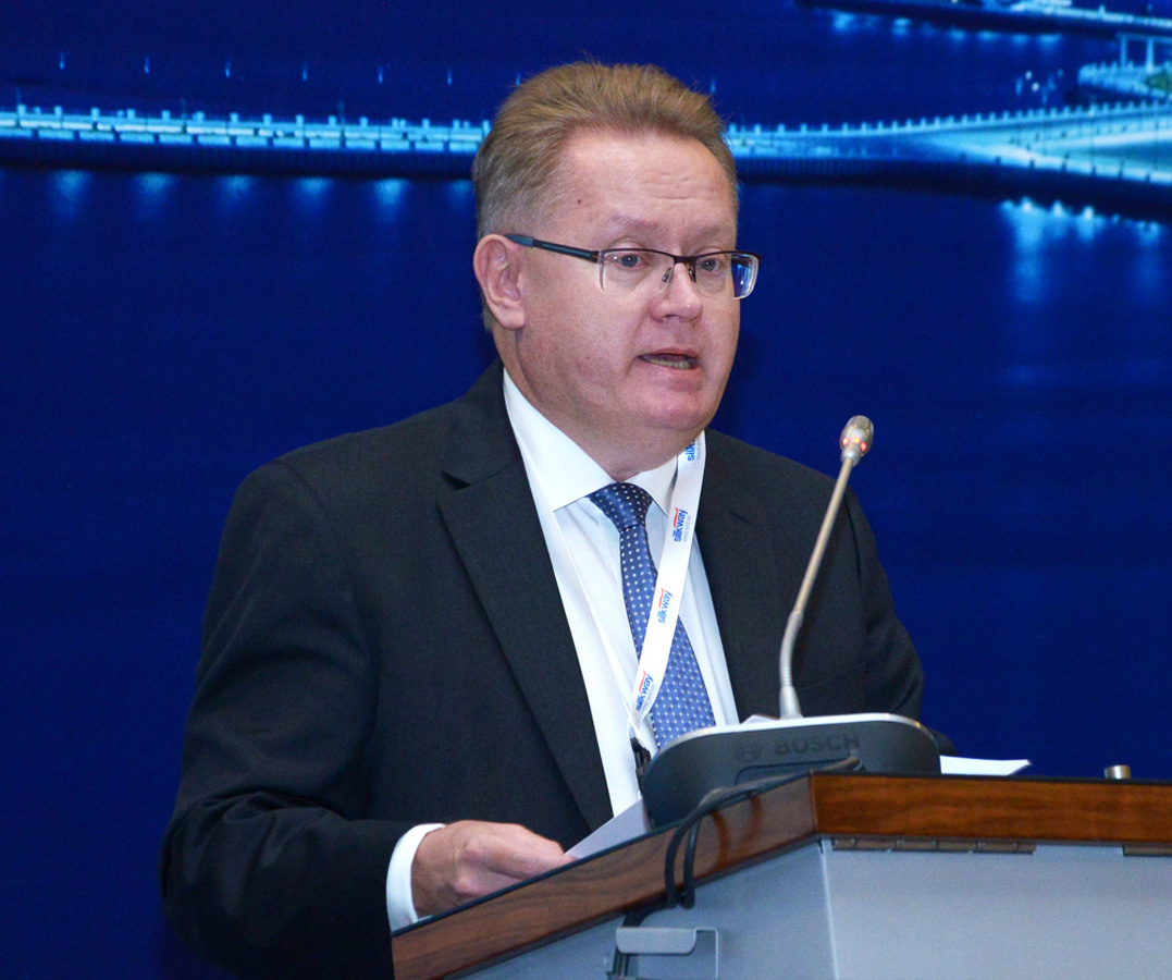 Азербайджал стал транзитным пунктом для грузов из Америки и Европы в Азию - Silk Way