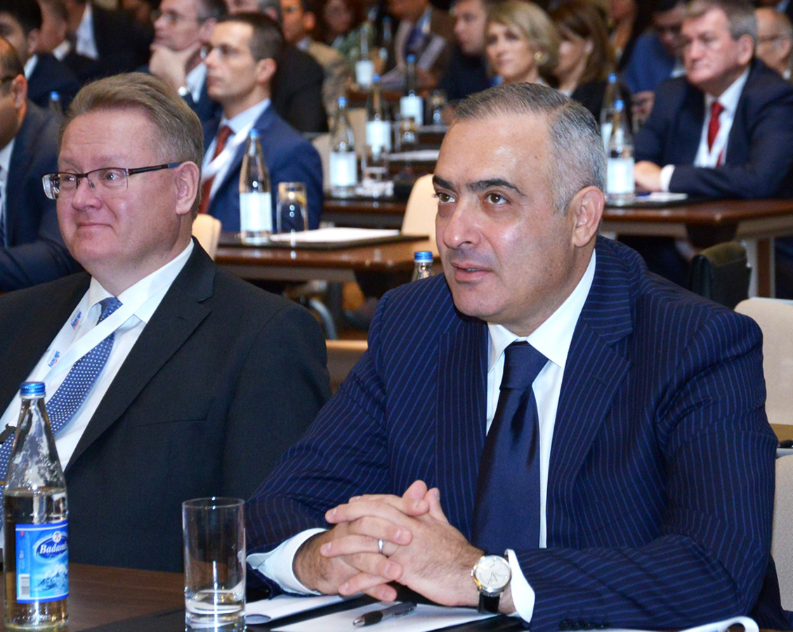 Азербайджал стал транзитным пунктом для грузов из Америки и Европы в Азию - Silk Way