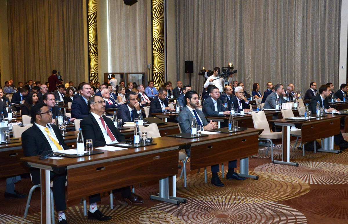 Азербайджал стал транзитным пунктом для грузов из Америки и Европы в Азию - Silk Way