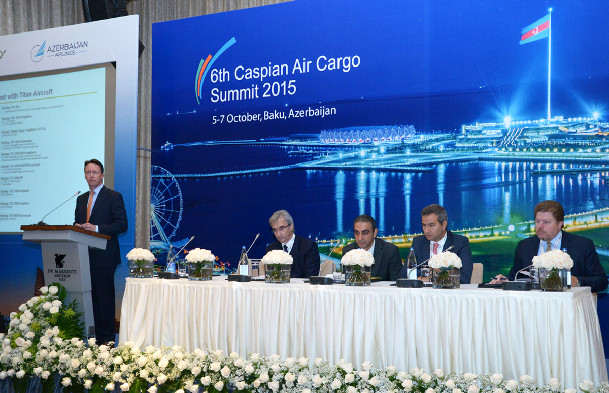 Азербайджал стал транзитным пунктом для грузов из Америки и Европы в Азию - Silk Way