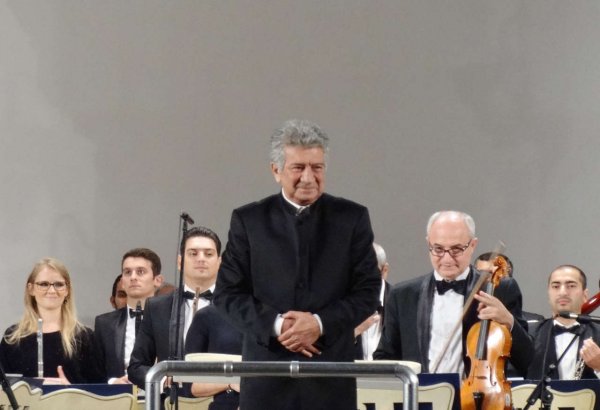 Юбилейный вечер Рауфа Абдуллаева в Баку (ФОТО)