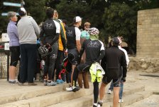 "Познай себя и мир на двух колёсах" - под лучами осеннего солнца Баку (ФОТО)