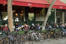 "Познай себя и мир на двух колёсах" - под лучами осеннего солнца Баку (ФОТО)