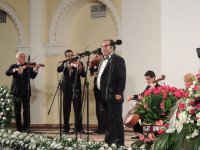 Юбилей Фикрета Годжа – нескончаемые овации и огромные букеты цветов (ФОТО)