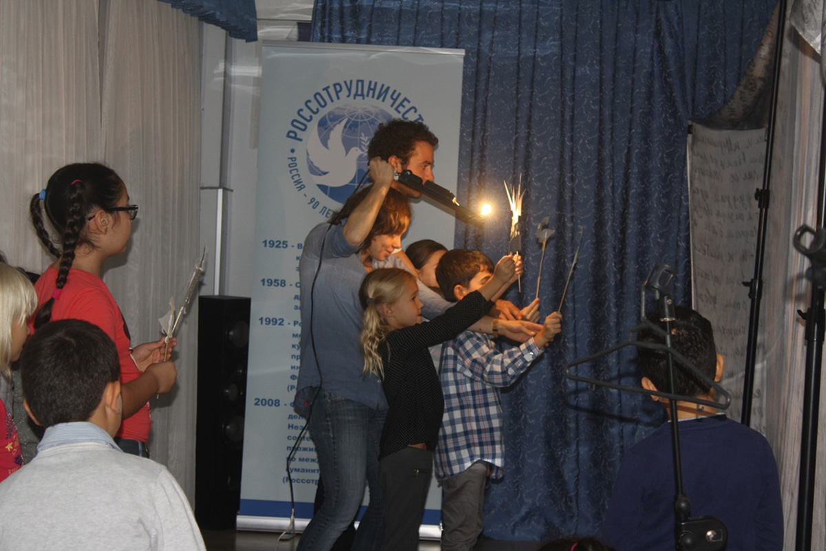 Театр теней: мастер-класс московских артистов в Баку (ФОТО)