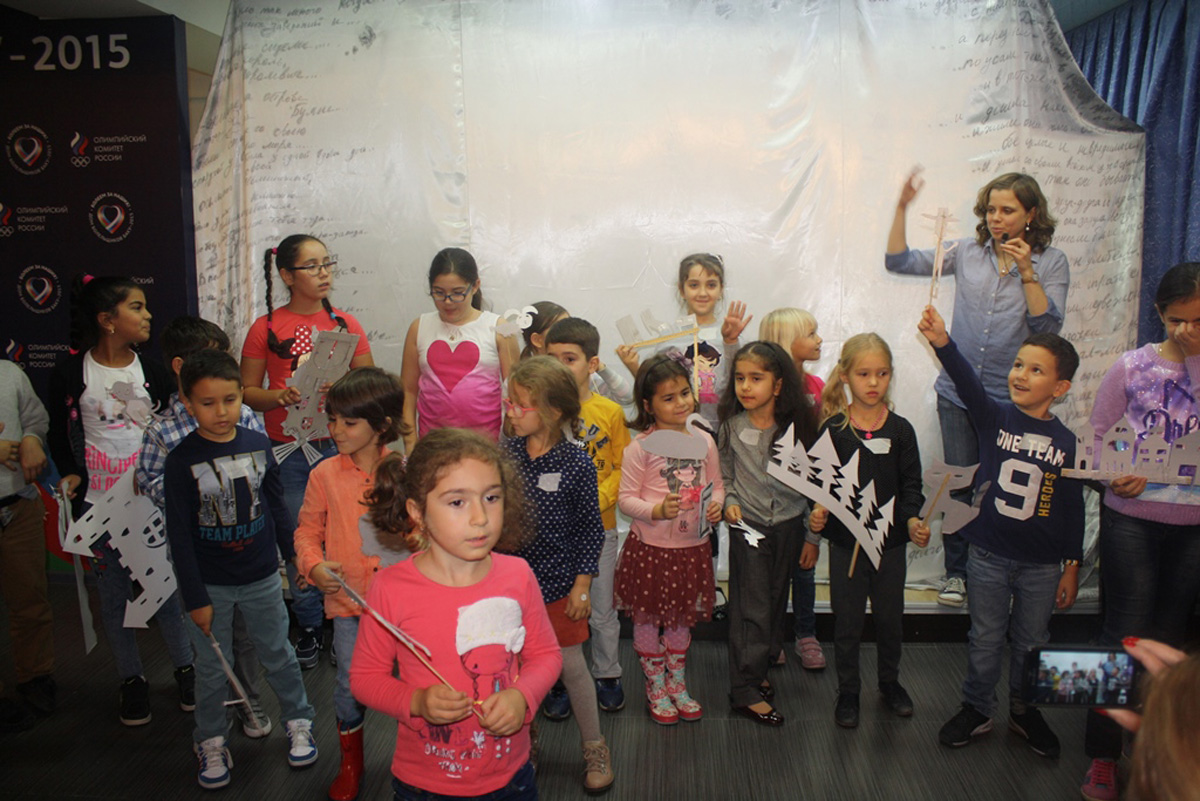 Театр теней: мастер-класс московских артистов в Баку (ФОТО)