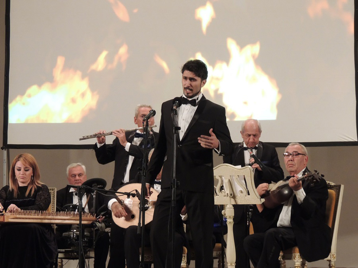 Юбилей Фикрета Годжа – нескончаемые овации и огромные букеты цветов (ФОТО)