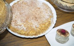 Нура Сури провела сладкий вечер авторской кухни (ФОТО)