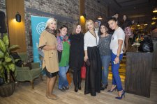 Нура Сури провела сладкий вечер авторской кухни (ФОТО)