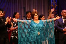 Афаг Баширгызы отметит юбилей свадьбой (ФОТО)