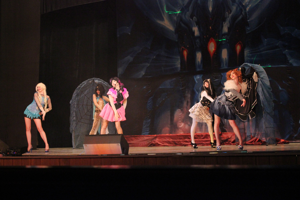 Путешествие в мир монстров (ФОТО)