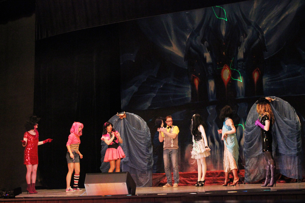 Путешествие в мир монстров (ФОТО)