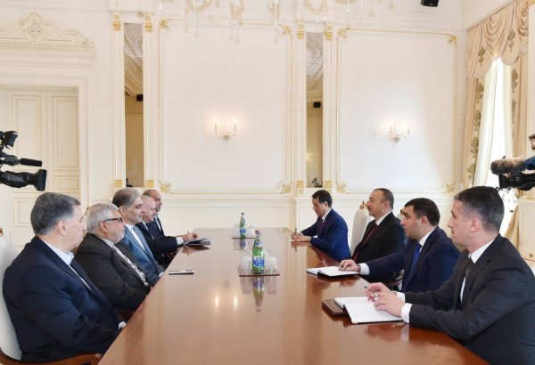 Президент Ильхам Алиев принял губернатора иранской провинции Восточный Азербайджан