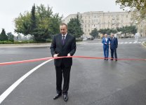 Президент Ильхам Алиев принял участие в открытии ряда новых дорог и парков в Баку