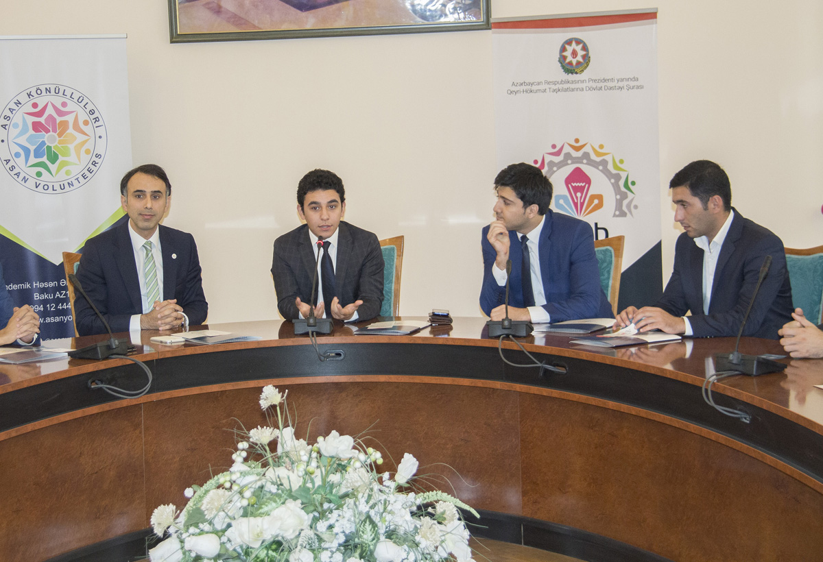 В Азербайджане стартовал инновативный проект “I Club” (ФОТО)